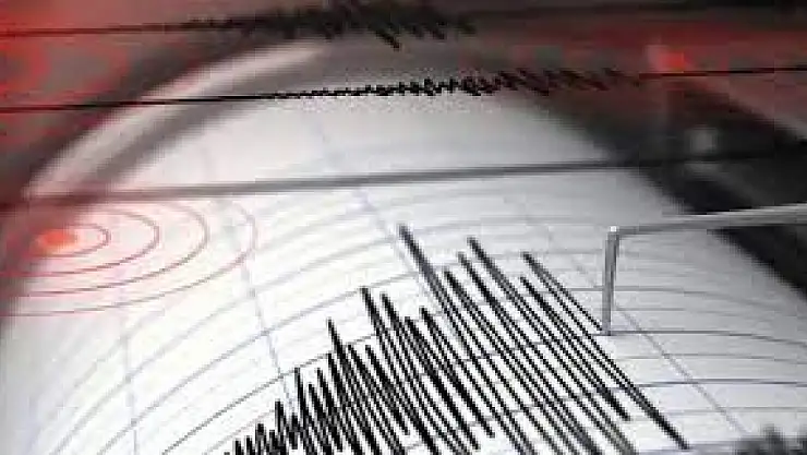 Doğu'da deprem 4.6 ile sallandı