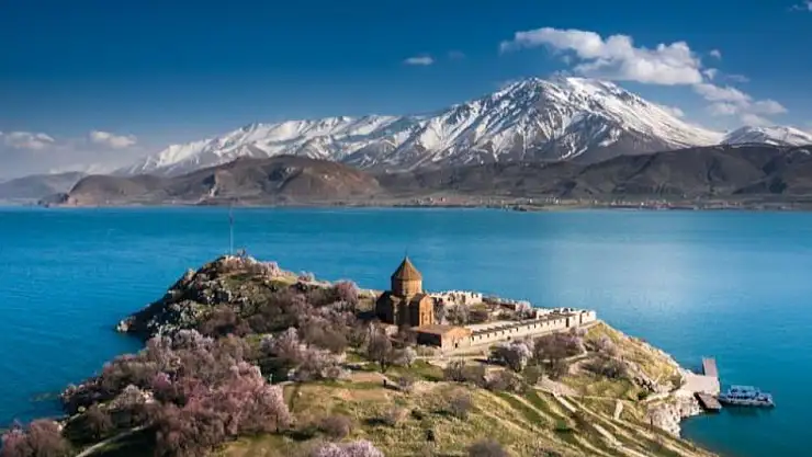 Doğu'nun incisi Van'da gezilecek yerler… 