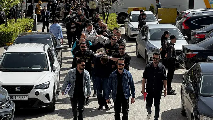 Dolandırıcılık operasyonunda 20 şüpheli tutuklandı