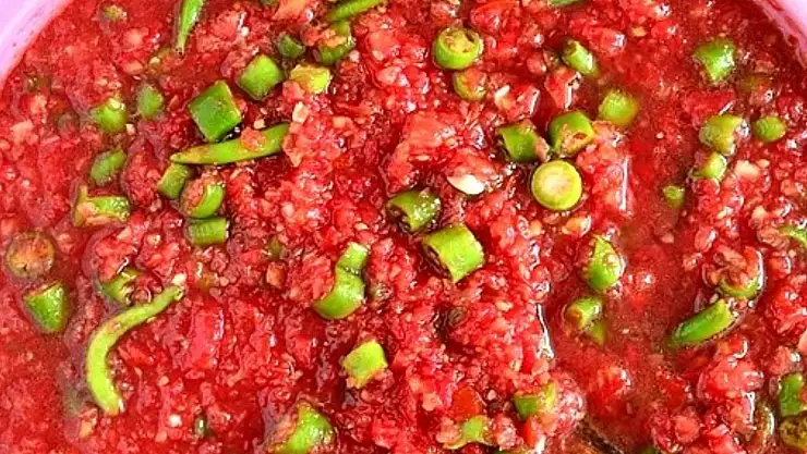 Domates sosu ekşi oluyorsa bu yöntemle olmayacak. Denemeniz gereken 8 yöntem