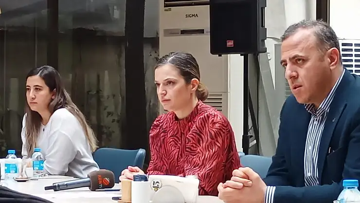 Korumaz: Mimar sayısı ve öğrenci kontenjanları kontrolsüz şekilde artıyor