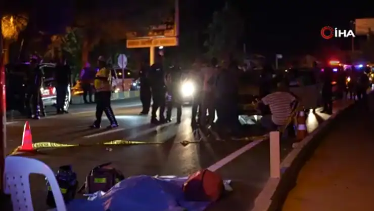 Düğün çıkışı feci kaza: Cenaze yerde dururken eğlence devam etti