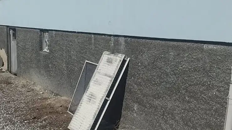 Düğündeyken evleri soyuldu