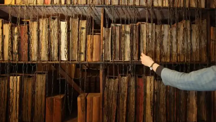 Dünyanın en eski kütüphaneleri hangileridir? En eski kütüphaneler nerelerdeydi?