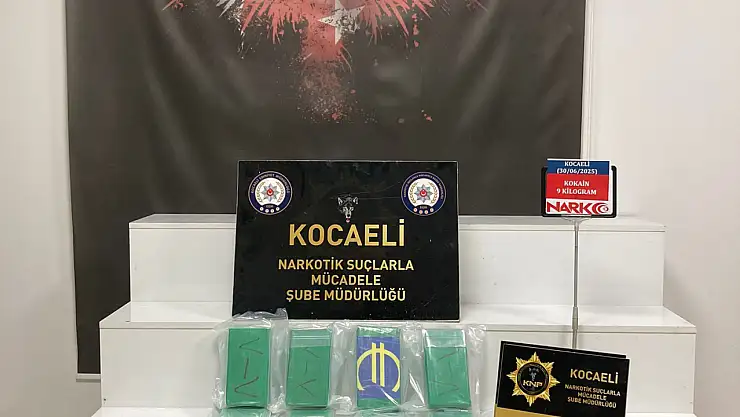 Durdurulan kamyonette 9 kilogram kokain ele geçirildi