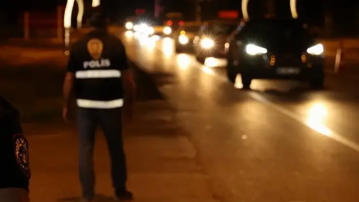 Düzensiz göçmenler ekipler tarafından yakalandı!