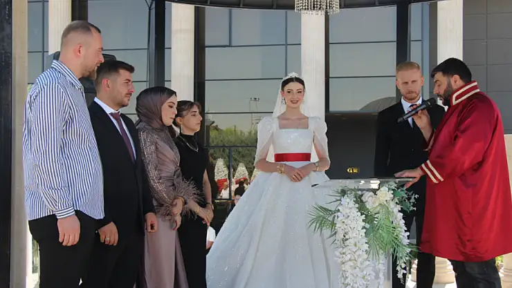 Efendioğlu ve İmamoğlu ailelerinin mutlu günü!