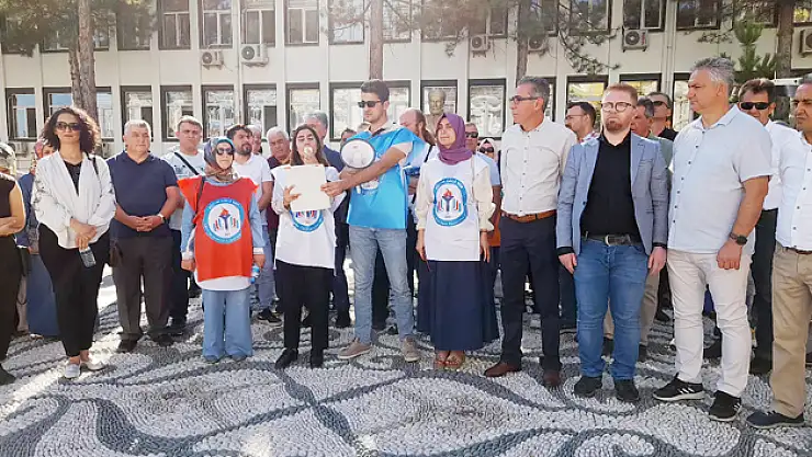 Eğitim ve Bilim Gücü Dayanışması Sendikasından Basın Açıklaması