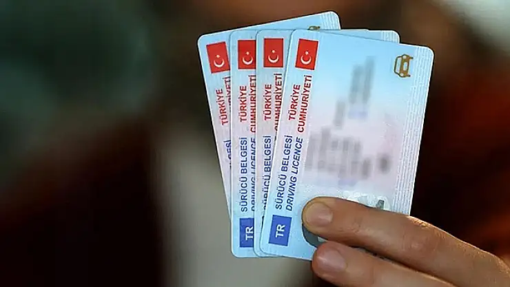Ehliyetinizi yenilemediyseniz dikkat: Yarın son gün!