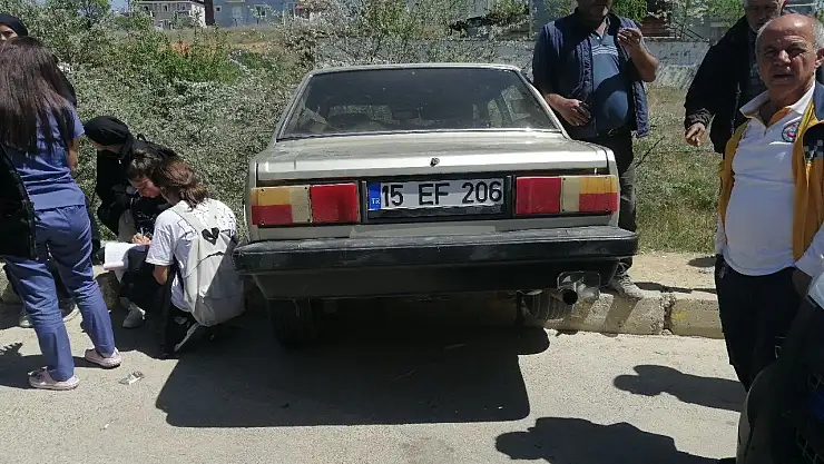 Ehliyetsiz sürücünün kontrolsüz girişi kazaya yol açtı: 1 çocuk yaralandı