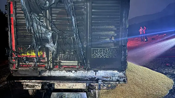 Ekmek tekneleri yandı!