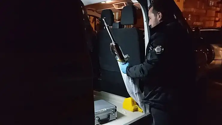 Elindeki tüfek ateş alınca olanlar oldu!