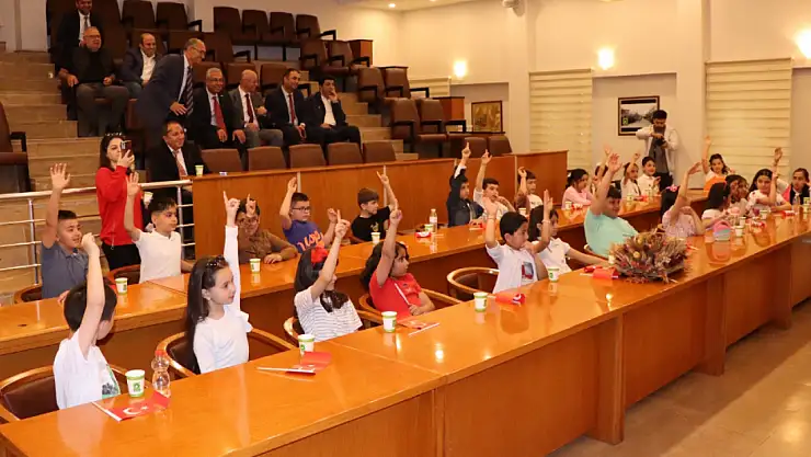 Ereğli'de yönetim bir günlüğüne çocuklara geçti!