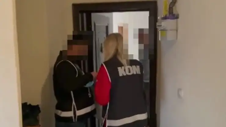 Eş zamanlı FETÖ operasyonu: 22 şahıs yakalandı