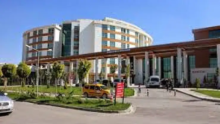 Eşini bıçakla rehin alan şüpheli yakalandı