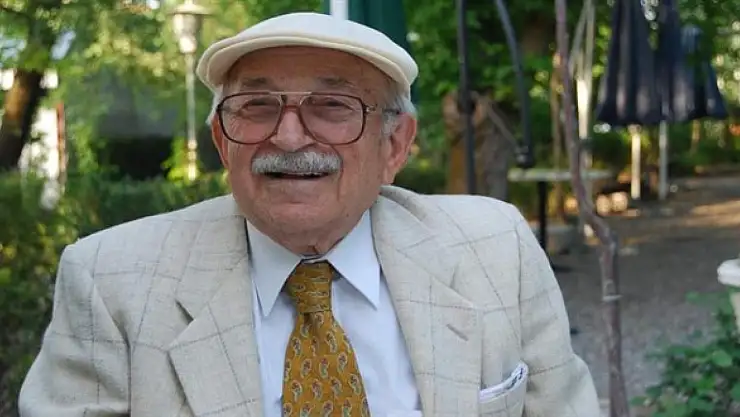 Eski bakanlardan Vefa Tanır vefat etti