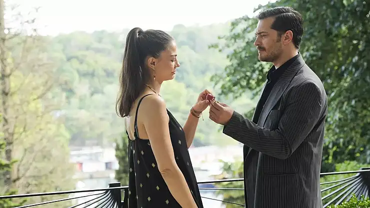 Eşref Rüya son bölüm tek parça izle! Kanal D dizi ekranıyla Eşref Rüya 11. bölüm kesintisiz izle