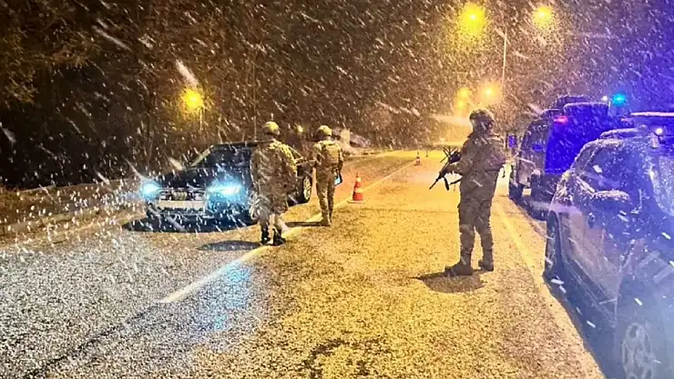 Farklı suçlardan aranan 43 kişi yakalandı!