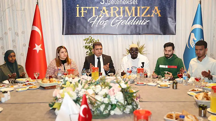 Farklı ülkelerle iftar heyecanı