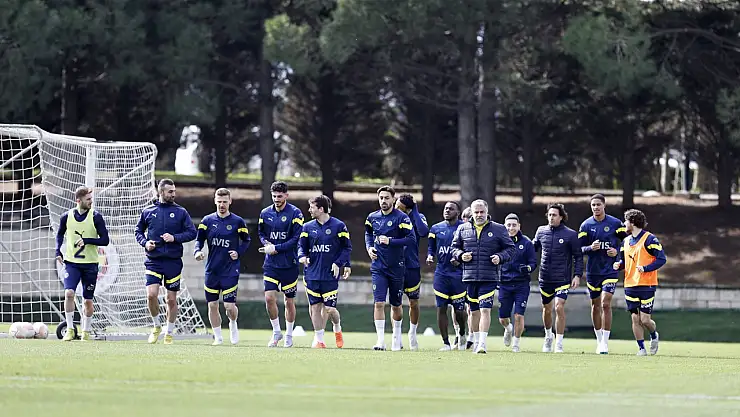 Fenerbahçe, Sevilla maçı hazırlıkları sürüyor