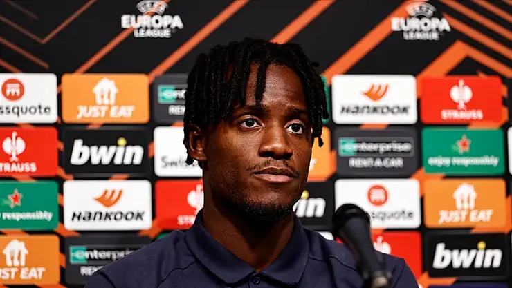 Galatasaray Michy Batshuayi'yi kadrosuna kattı