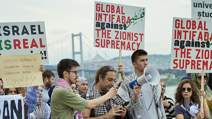 Galatasaray Üniversitesi'nden Filistin'e destek eylemi