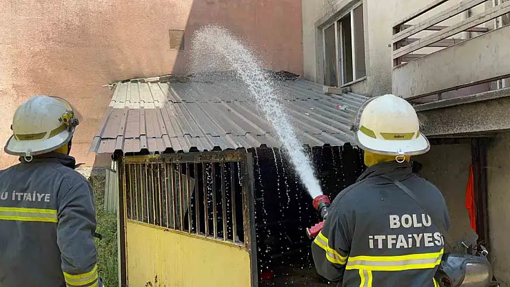 Garaj yangını söndürüldü