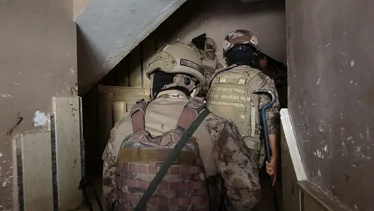 Gaziantep merkezli 3 ilde FETÖ operasyonu: 10 gözaltı