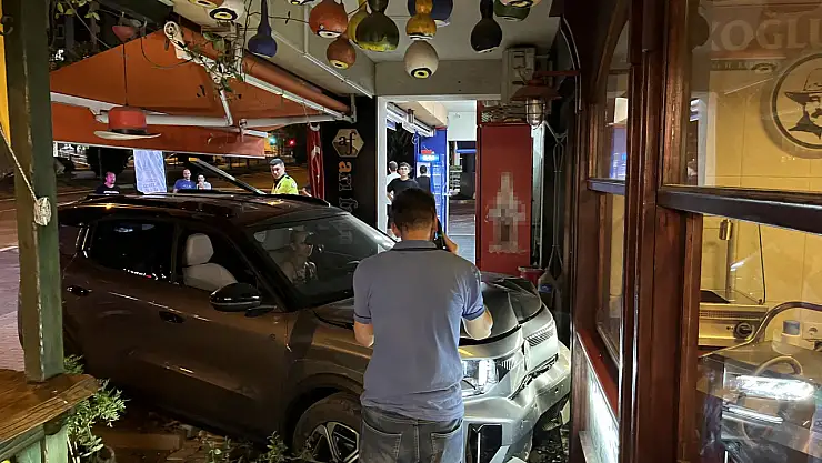 Gazla frenin yerini karıştırdı! Facia kaçınılmaz oldu...