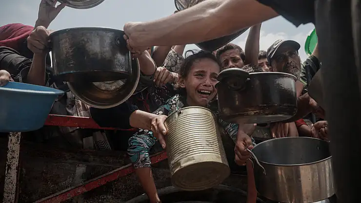 Gazze'de açlıkla mücadele devam ediyor