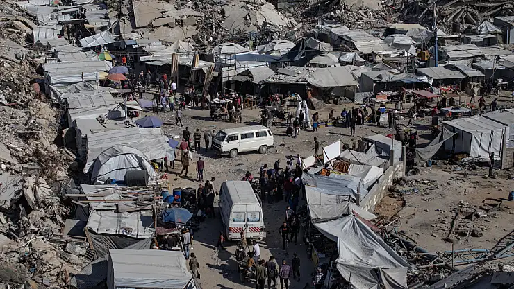 Gazze'de can kaybı 52 bin 365'e yükseldi