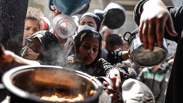 Gazze kıtlığın eşiğinde