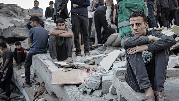 Gazze Şeridi'ne 16 Filistinli daha hayatını kaybetti