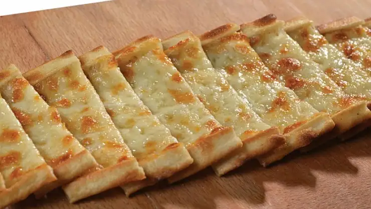 Geleneksel kaşarlı pide nasıl yapılır? Evde kaşarlı pide yapımı