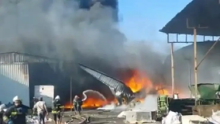 Geri dönüşüm tesisinde korkutan yangın!