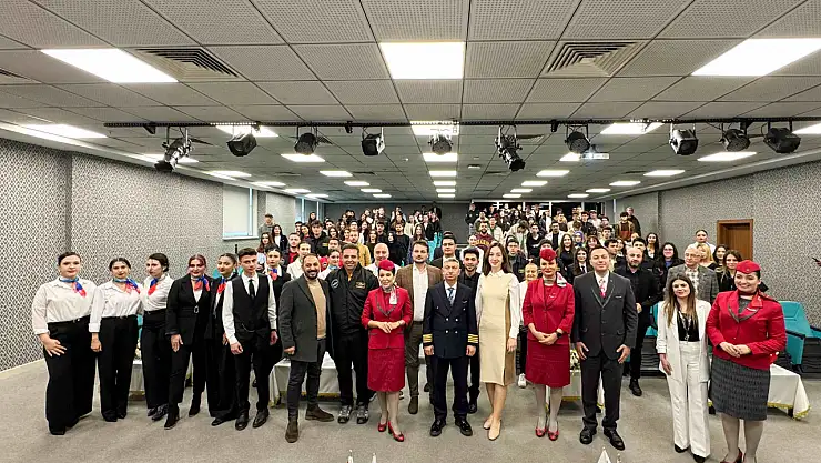 Gökyüzünün efendileri Konya'ya indi! KTO Karatay'da tarihi buluşma