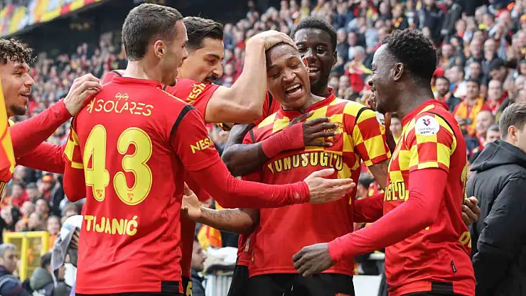 Göztepe, İç Sahadaki Başarısıyla Süper Lig'e Damga Vurdu