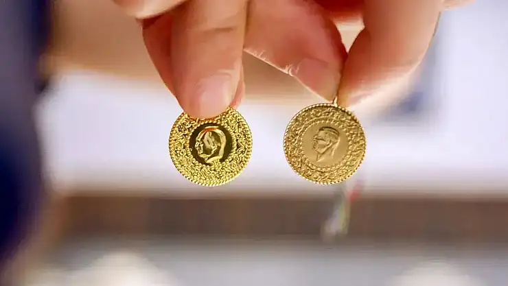 Gram, çeyrek ve tam altın fiyatları 15 Ağustos 2025: Çeyrek ve tam altında son durum