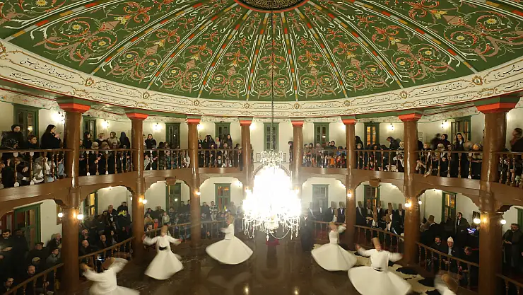 Günü birlik Konya'dan Bursa'ya geliyor! Semazen yetiştiriyor!