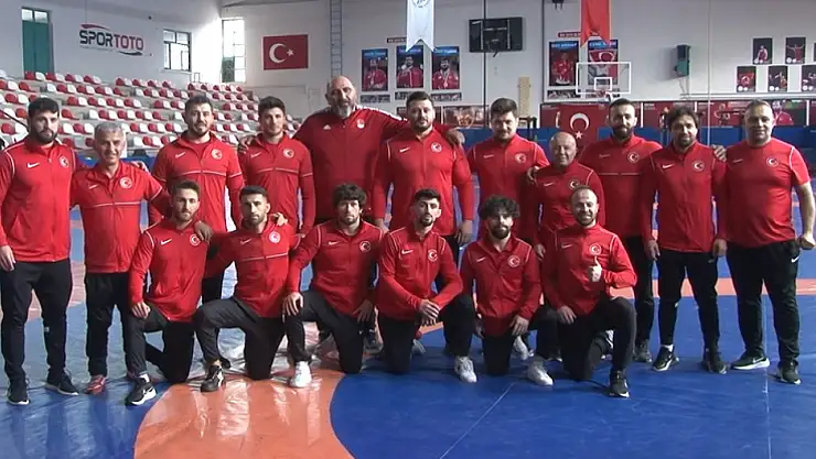 Güreşçilerimiz şampiyonaya hazır