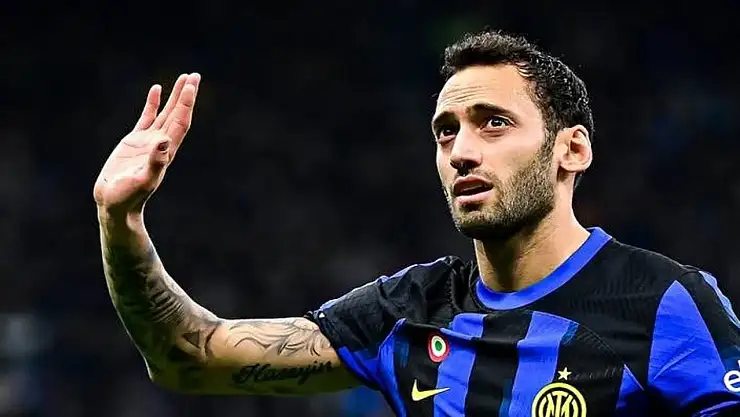 Hakan Çalhanoğlu Fenerbahçe'ye mi geliyor? Transferde sıcak gelişmeler!