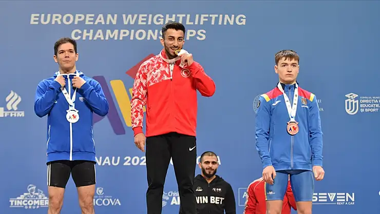 Harun Algül'den Avrupa Şampiyonası'nda altın madalya başarısı