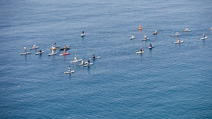 Havalar ısındı: Sahiller doldu taştı!