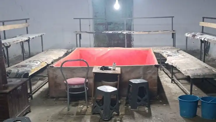 Konya'da horoz dövüşüne polis baskını