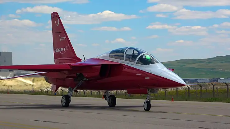 HÜRJET İlk Kez Gökyüzünde! Türkiye'nin Jet Motorlu Gururu Samsun'da Yükseliyor