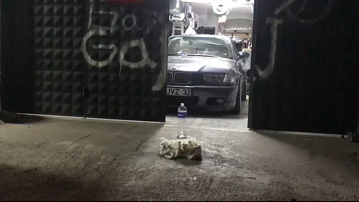 İçinde uyuduğu aracı mezarı oldu!