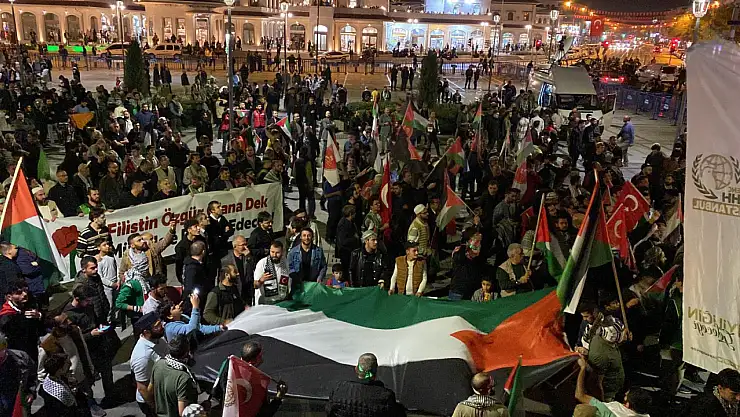 İHH İncirliğe Yürüyor: Konya'da Halk Sokaklarda