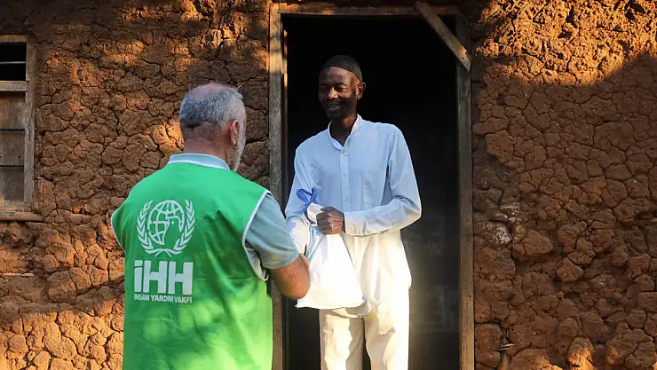 İHH, Kurban Bayramı'nda Dünya Genelinde 3 Milyon İhtiyaç Sahibine Kurban Eti Ulaştıracak