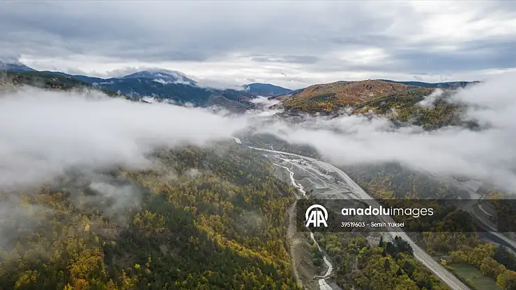 Ilgaz Dağı'nın yüksek kesimlerinde sis etkili oldu