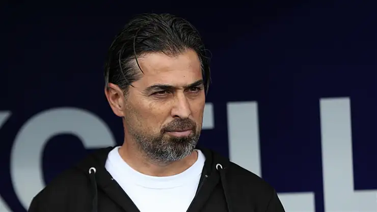 İlhan Palut, Çaykur Rizespor'la yola devam edecek mi?